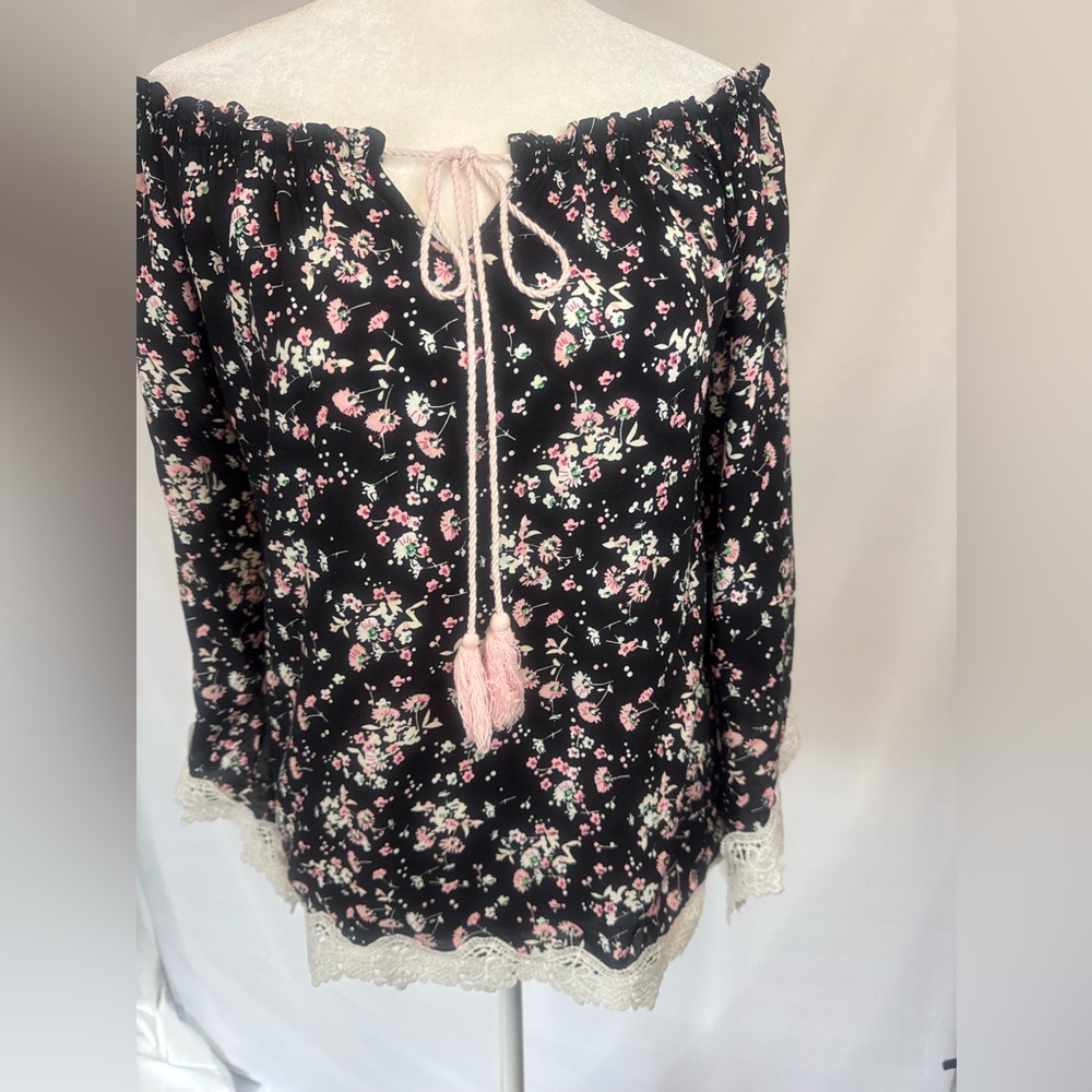Floral Off-Shoulder Blouse, Black and Pink Floral,Lace Trim, V-Cut 3/4 Sleeve